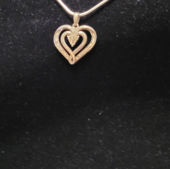 Silver Heart Pendant Necklace C - Picture 4 of 9